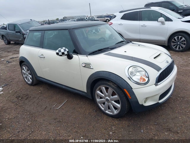 2009 MINI COOPER S WMWMF73539TW81652 Photo 0