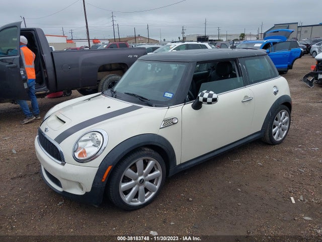 2009 MINI COOPER S WMWMF73539TW81652 Photo 1