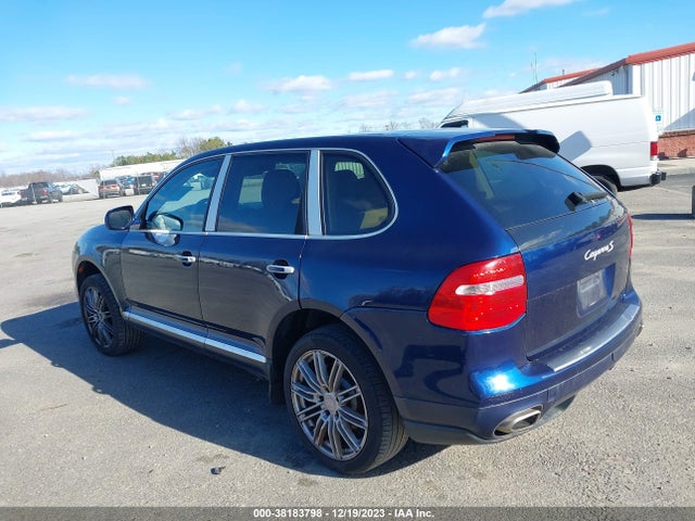 2010 PORSCHE CAYENNE WP1AA2AP0ALA12107 Photo 2