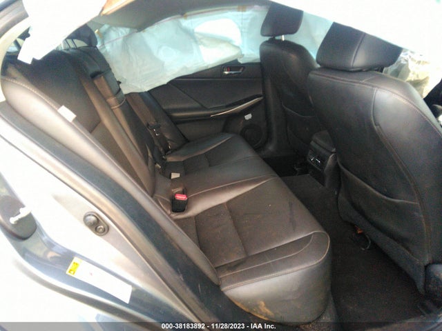 JTHBA1D2XG5022106 Lexus IS 200T