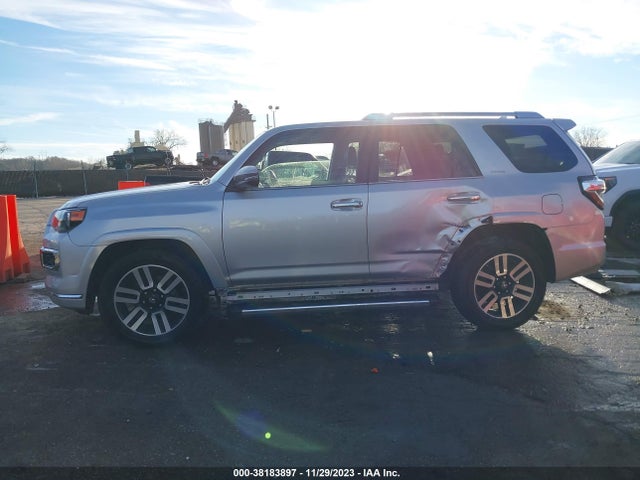 Toyota 4runner Limited 2018 JTEZU5JR3J5180936 Image 15