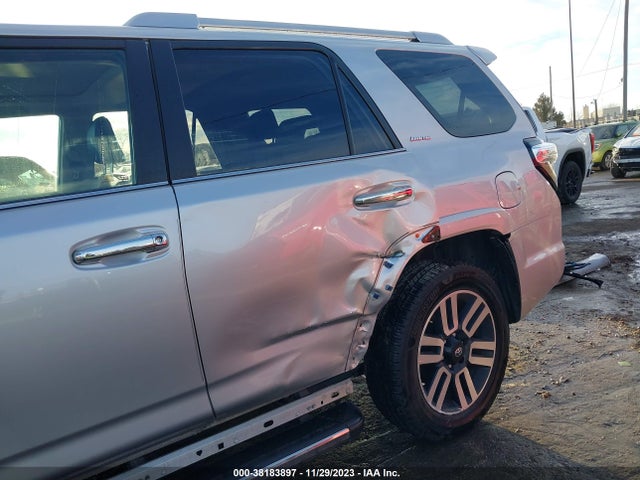 Toyota 4runner Limited 2018 JTEZU5JR3J5180936 Image 6