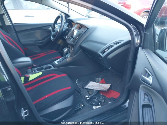 2014 FORD FOCUS SE VIN: 1FADP3F28EL202085
