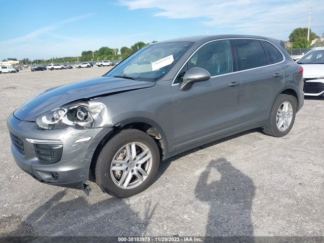 2016 PORSCHE CAYENNE WP1AA2A21GLA01758 Photo 1