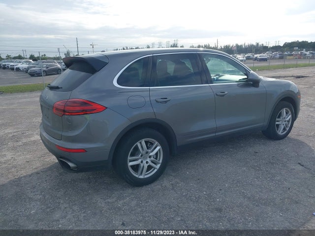 2016 PORSCHE CAYENNE WP1AA2A21GLA01758 Photo 3