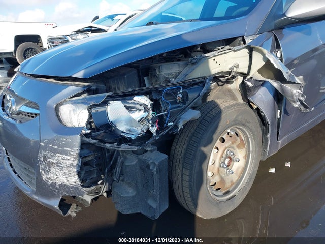 2013 HYUNDAI ACCENT GLS VIN: KMHCT4AE4DU558708