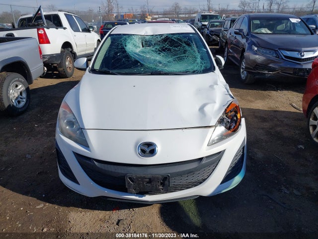 2011 MAZDA MAZDA3 I TOURING VIN: JM1BL1VG8B1457180