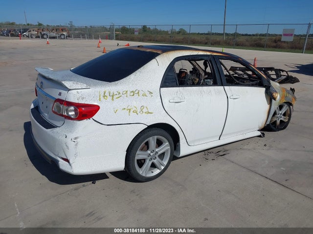 2013 TOYOTA COROLLA S VIN: 2T1BU4EE1DC124282