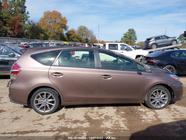 38184252 :رقم المزاد ، JTDZN3EU2HJ057697 vin ، 2017 Toyota Prius V Five مزاد بيع