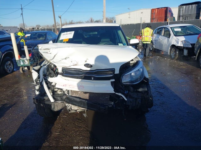 KIA SOUL + 2019 KNDJP3A5XK7010184 Image 6