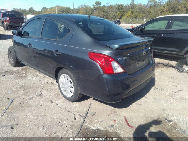 2015 NISSAN VERSA 1.6 S+ VIN: 3N1CN7AP5FL810550