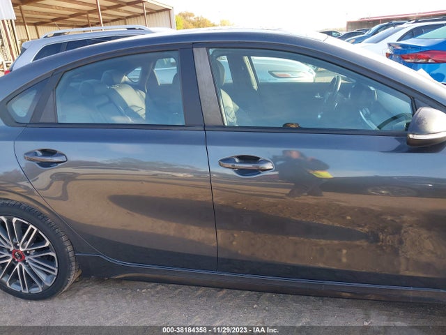 2021 KIA FORTE GT VIN: 3KPF44AC1ME376525