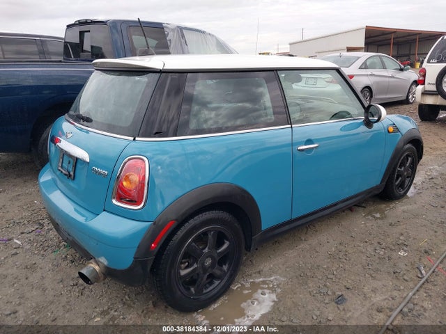 2009 MINI COOPER WMWMF33599TW79879 Photo 3