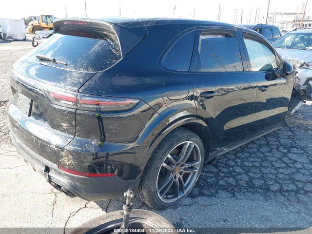 2023 PORSCHE CAYENNE WP1AA2AYXPDA01126 Photo 3