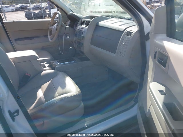 2008 FORD ESCAPE XLT VIN: 1FMCU03198KA70839