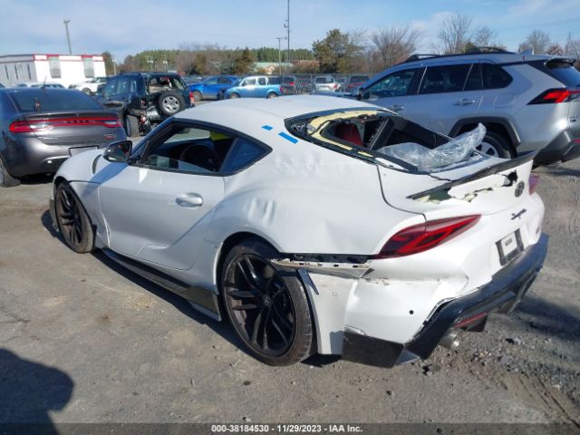 2022 TOYOTA GR SUPRA WZ1DB0C05NW046551 Photo 2