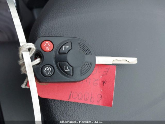 1FMCU0G97FUA52454 Ford ESCAPE SE