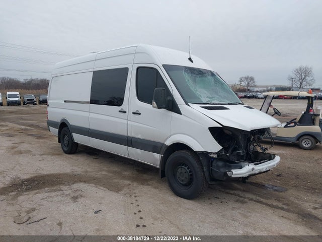Mercedes-Benz Sprinter 2500 High Roof V6 2017 WD3PE8CD0HP573765 Image 1