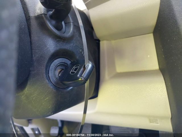 5FNYF3H21FB016422 Honda PILOT LX