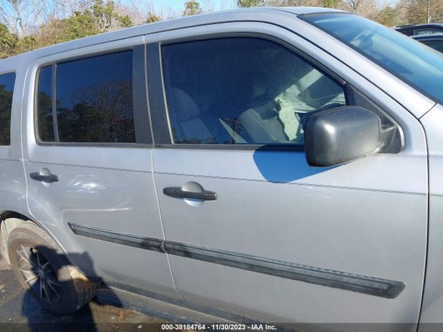 5FNYF3H21FB016422 Honda PILOT LX