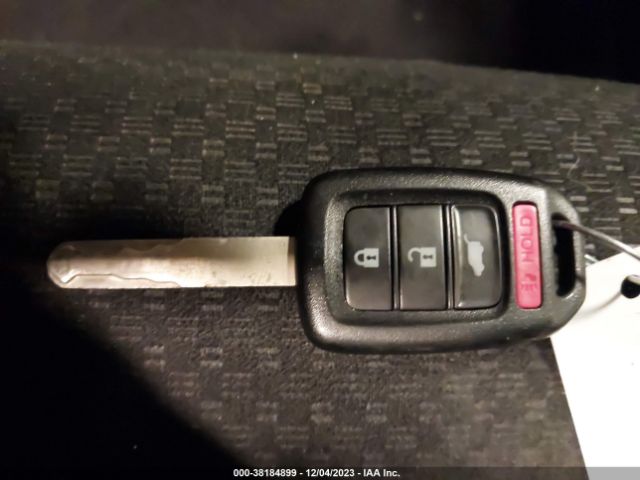 2HKRM4H33FH620189 Honda CR-V LX