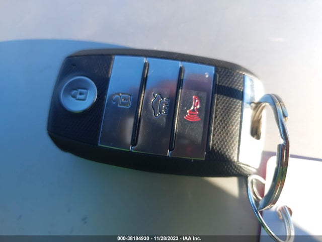 KIA Optima S 2019 5XXGT4L34KG325108 Image 11