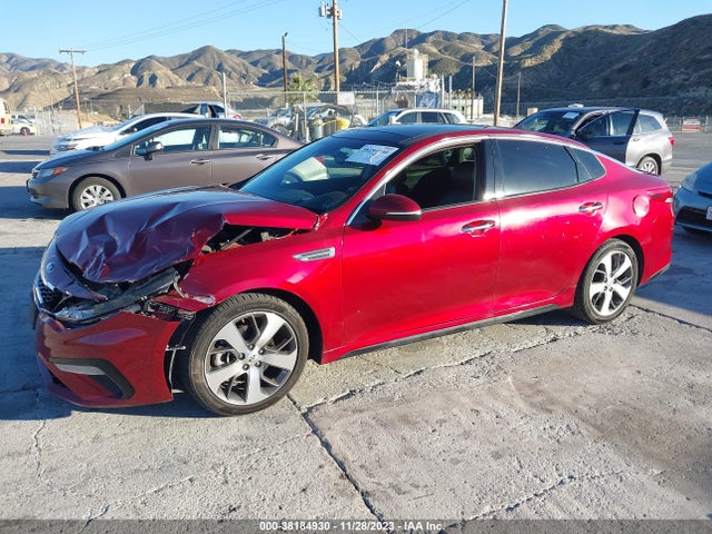 KIA Optima S 2019 5XXGT4L34KG325108 Image 2