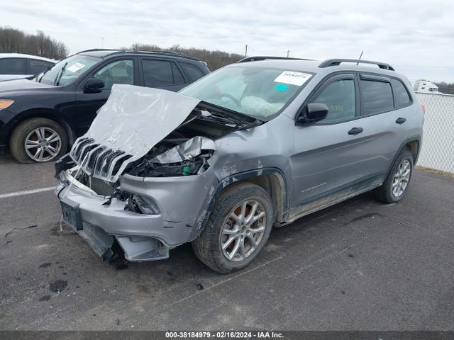 1C4PJLAB6GW137108 Jeep Cherokee Sport