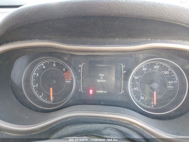 1C4PJLAB6GW137108 Jeep Cherokee Sport