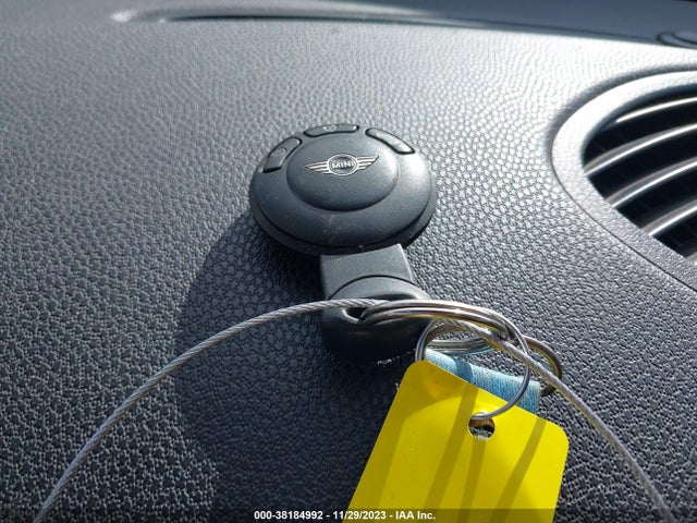 2011 MINI COOPER WMWSU3C56BT098374 Photo 10