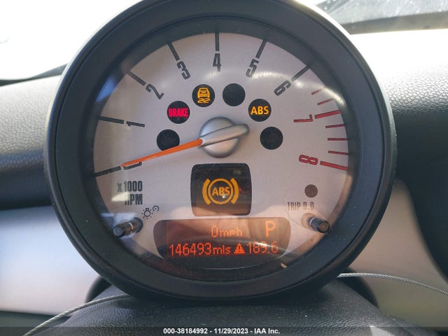 2011 MINI COOPER WMWSU3C56BT098374 Photo 6