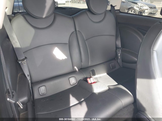 2011 MINI COOPER WMWSU3C56BT098374 Photo 7