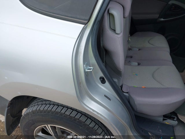 2008 TOYOTA RAV4 VIN: JTMZD33V086079571