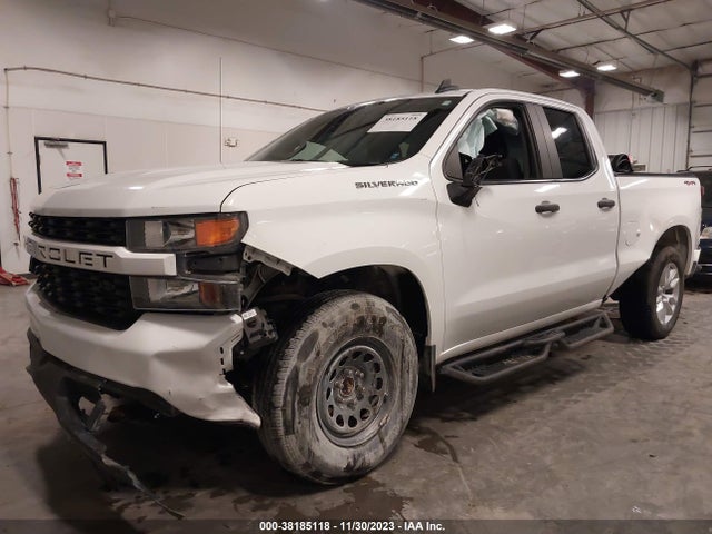 Chevrolet Silverado 1500 Silverado Custom 2019 1GCRYBEH6KZ277230 Image 2