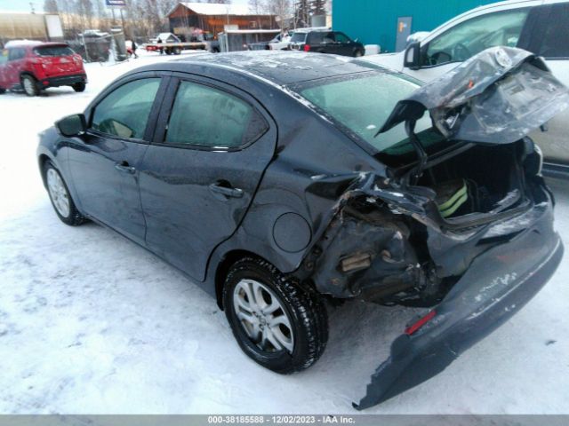 3MYDLBZV1GY132267 Scion IA