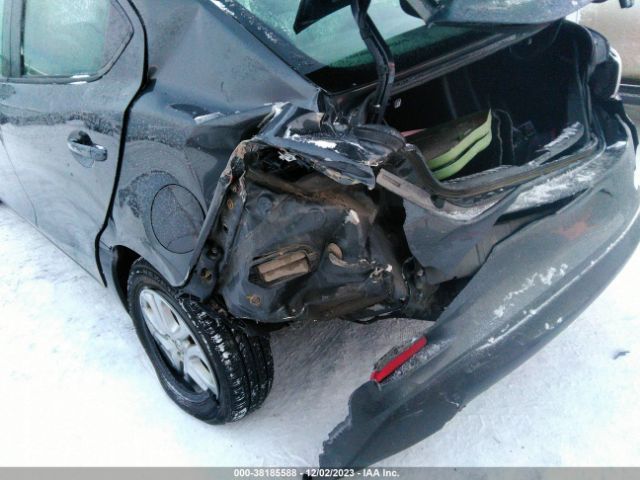3MYDLBZV1GY132267 Scion IA