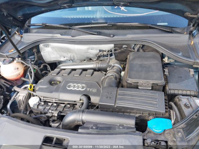 WA1BCCFS1JR030349 Audi Q3 2.0t Sport Premium/2.0t Premium