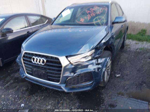 WA1BCCFS1JR030349 Audi Q3 2.0t Sport Premium/2.0t Premium