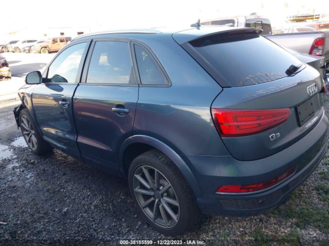 WA1BCCFS1JR030349 Audi Q3 2.0t Sport Premium/2.0t Premium