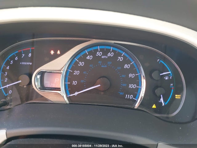 2013 TOYOTA SIENNA XLE V6 8 PASSENGER VIN: 5TDYK3DC3DS313596