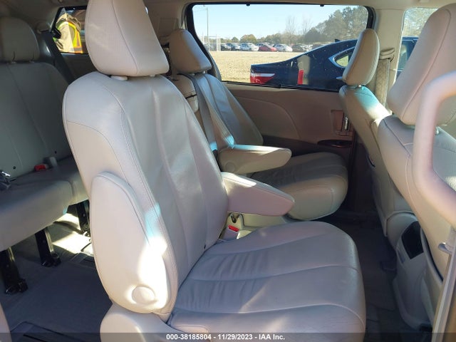 2013 TOYOTA SIENNA XLE V6 8 PASSENGER VIN: 5TDYK3DC3DS313596