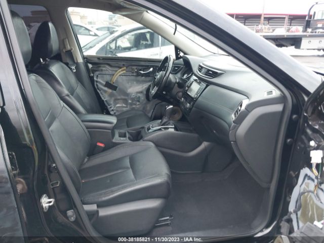 JN8AT2MT8HW408593 Nissan Rogue Sl