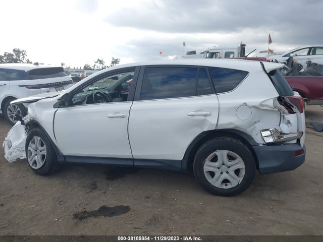 Toyota RAV4 LE 2014 2T3ZFREV6EW120211 Image 15