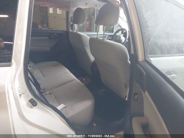JF2SJAEC0JH553850 Subaru Forester 2.5i Premium