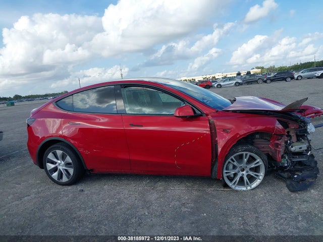 2021 TESLA MODEL Y LONG RANGE DUAL MOTOR ALL-WHEEL DRIVE VIN: 5YJYGDEE8MF085915