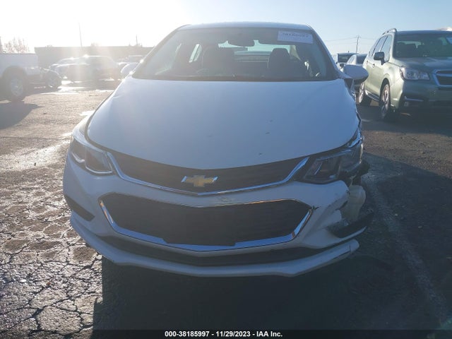 Chevrolet Cruze Ls Auto 2018 1G1BC5SM2J7181696 Image 11