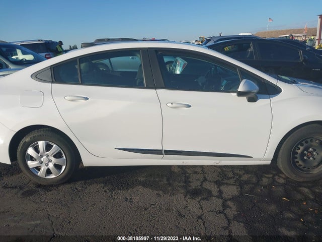 Chevrolet Cruze Ls Auto 2018 1G1BC5SM2J7181696 Image 12