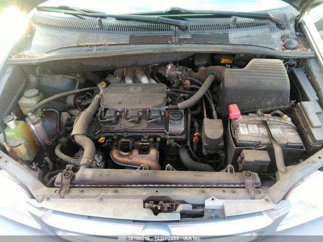2000 TOYOTA SIENNA LE VIN: 4T3ZF13C2YU198606