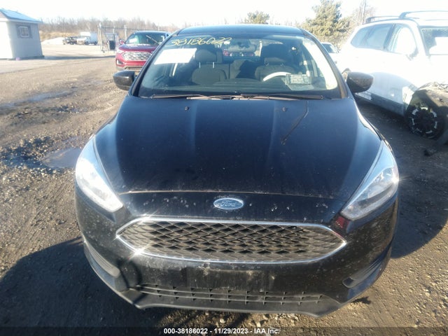 2018 FORD FOCUS SE VIN: 1FADP3F29JL235042