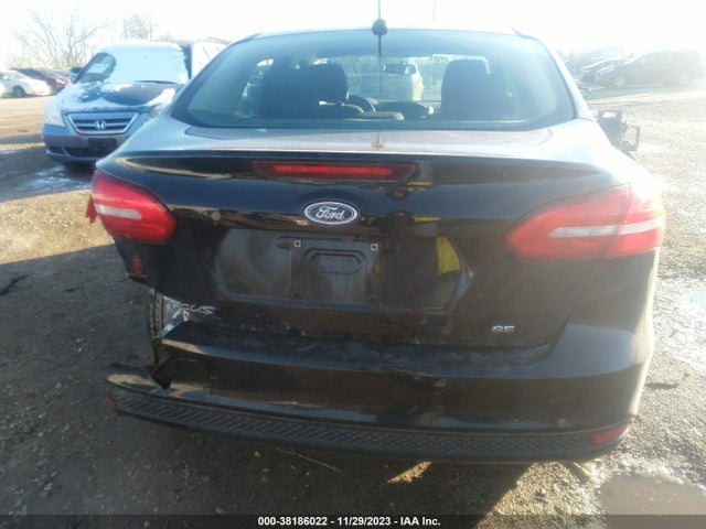 2018 FORD FOCUS SE VIN: 1FADP3F29JL235042